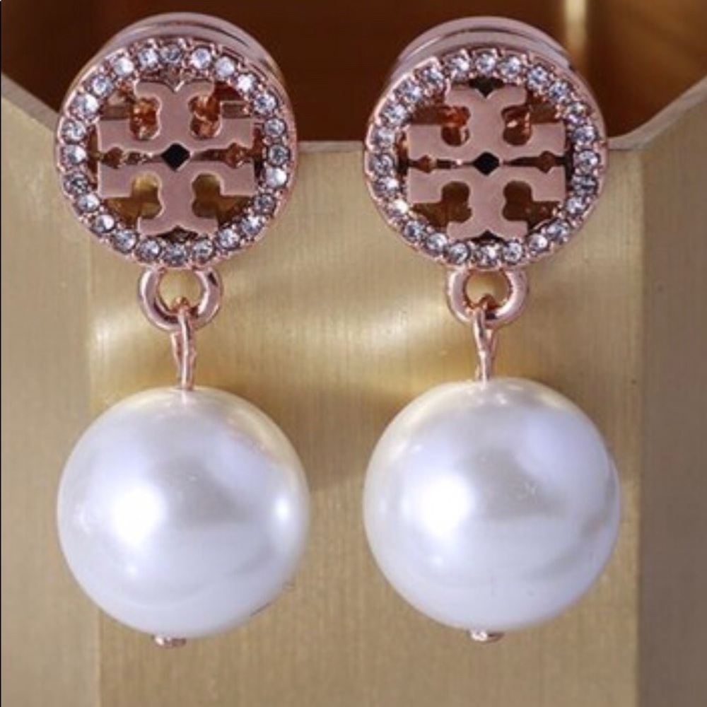 🆕Tory Burch Swarovski crystal faux pearl earrings